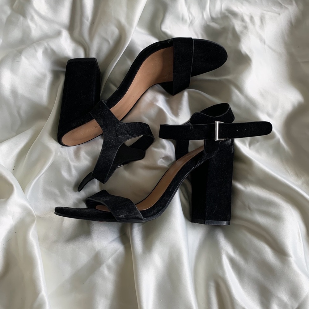 Black suede chunky heel Size 6.5